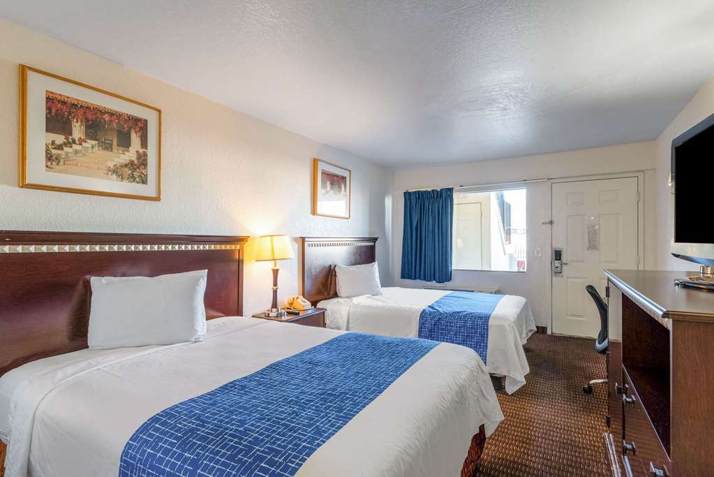 Rodeway Inn Phoenix North I-17 Szoba fotó